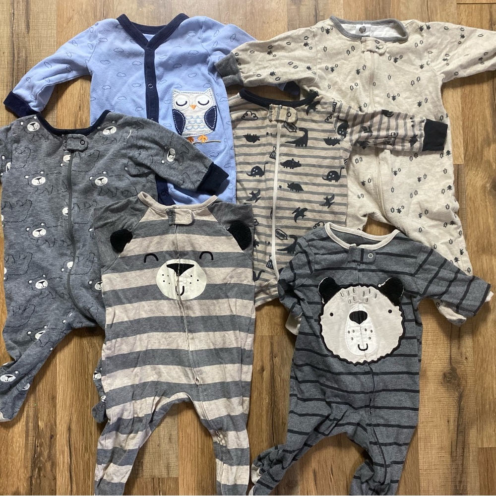 Bundle of 6 footies zip ups 3-6 months